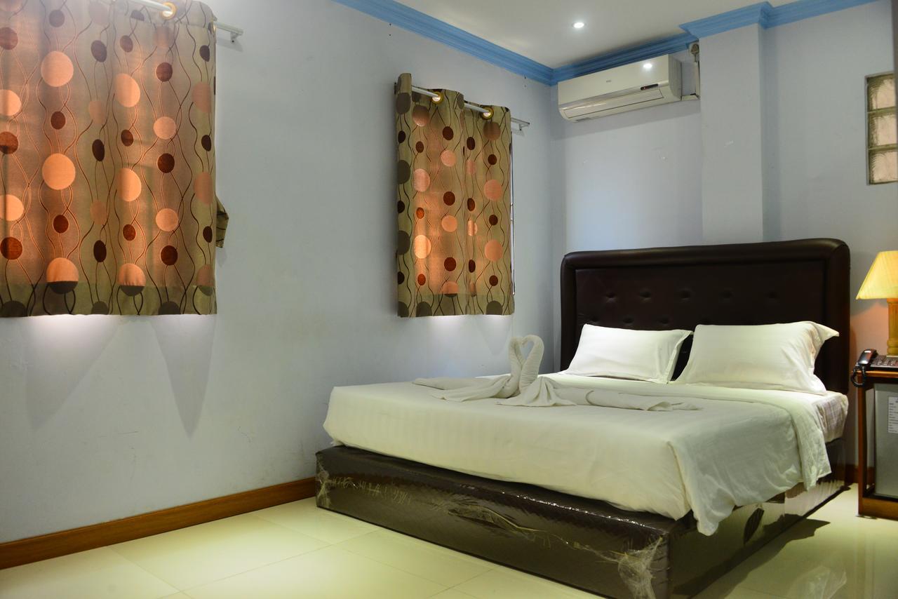 Woodland Hotel Rangun Kültér fotó