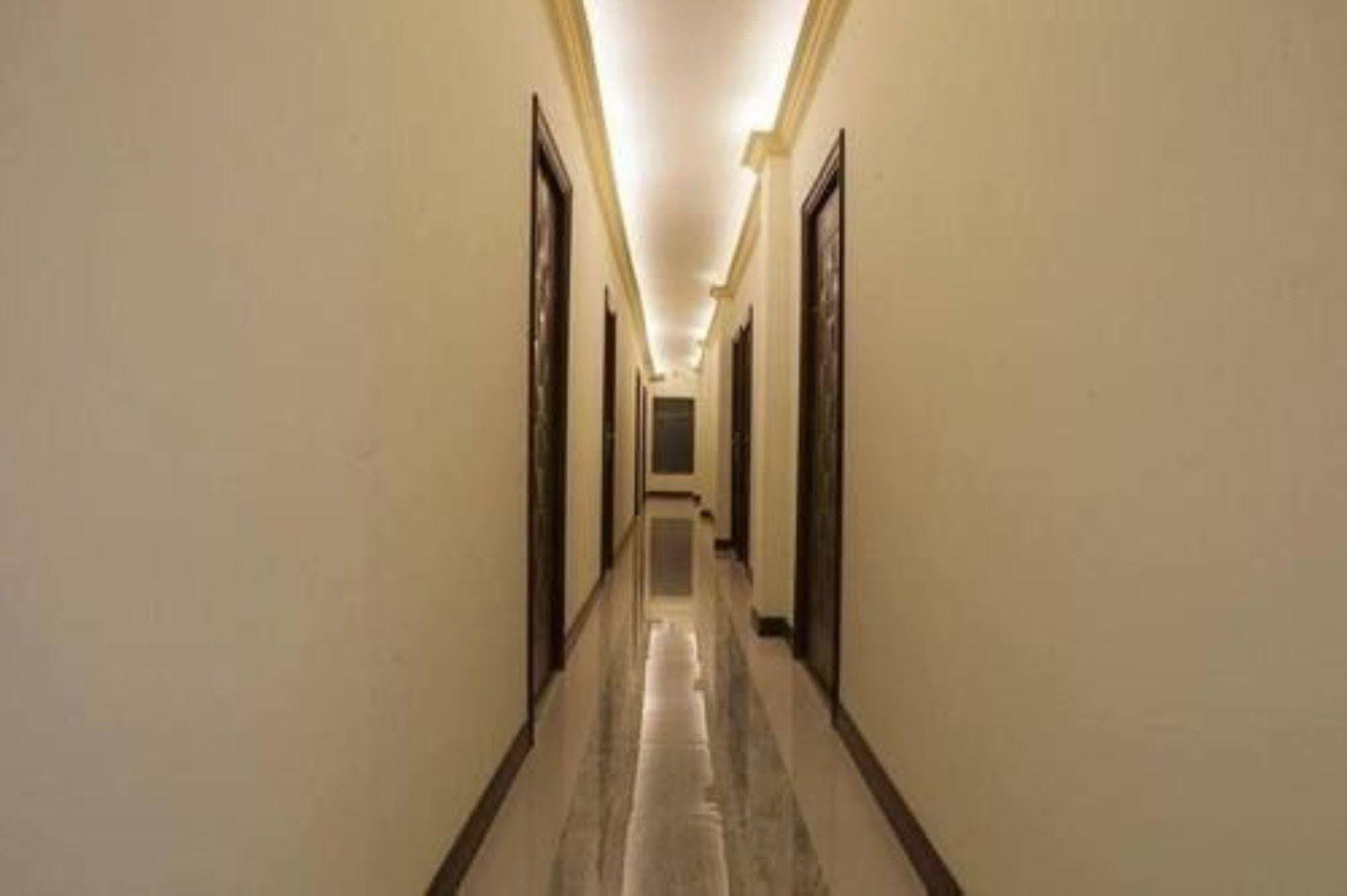 Woodland Hotel Rangun Kültér fotó